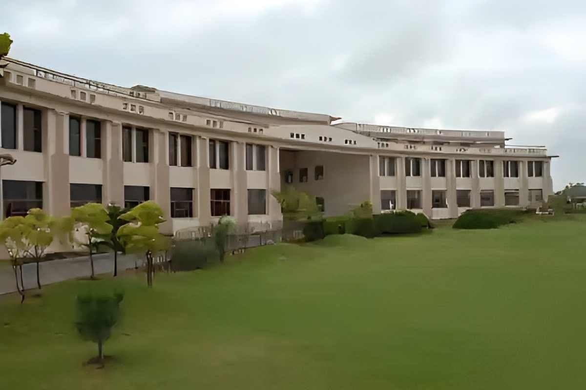 Sri Aurobindo College (Evening) campus