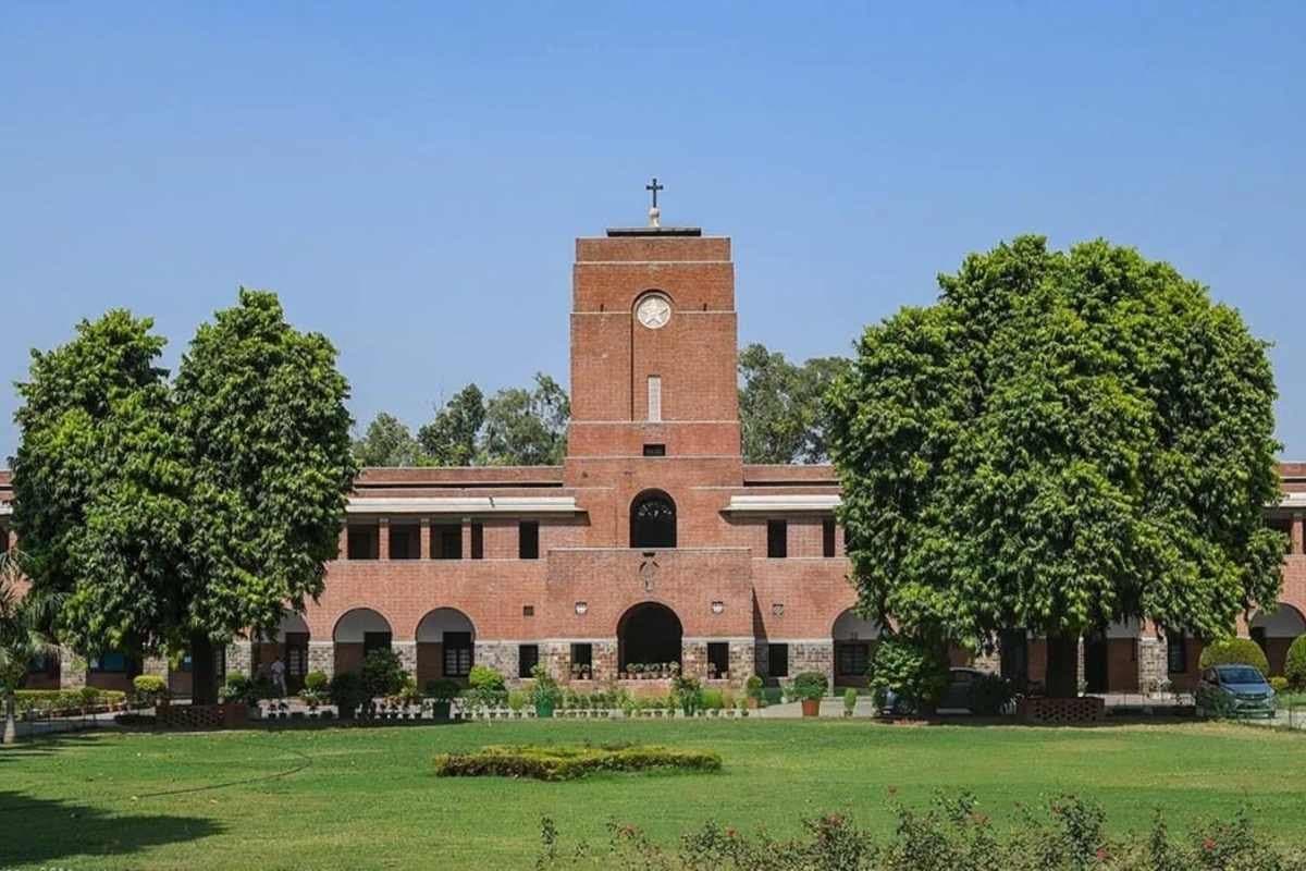 St. Stephen's College campus